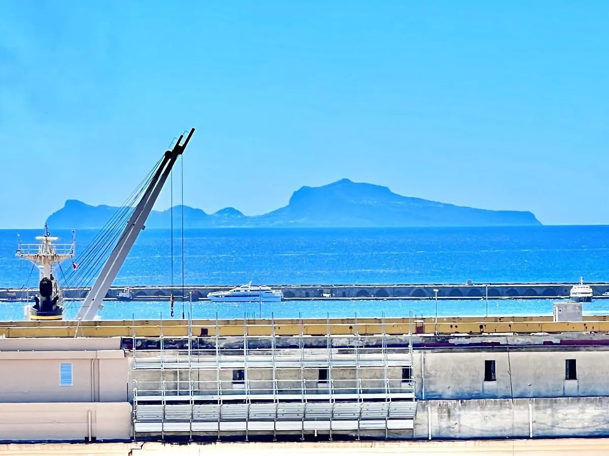 Penzion Hotel La Storia E Il Mare Di Napoli Itálie