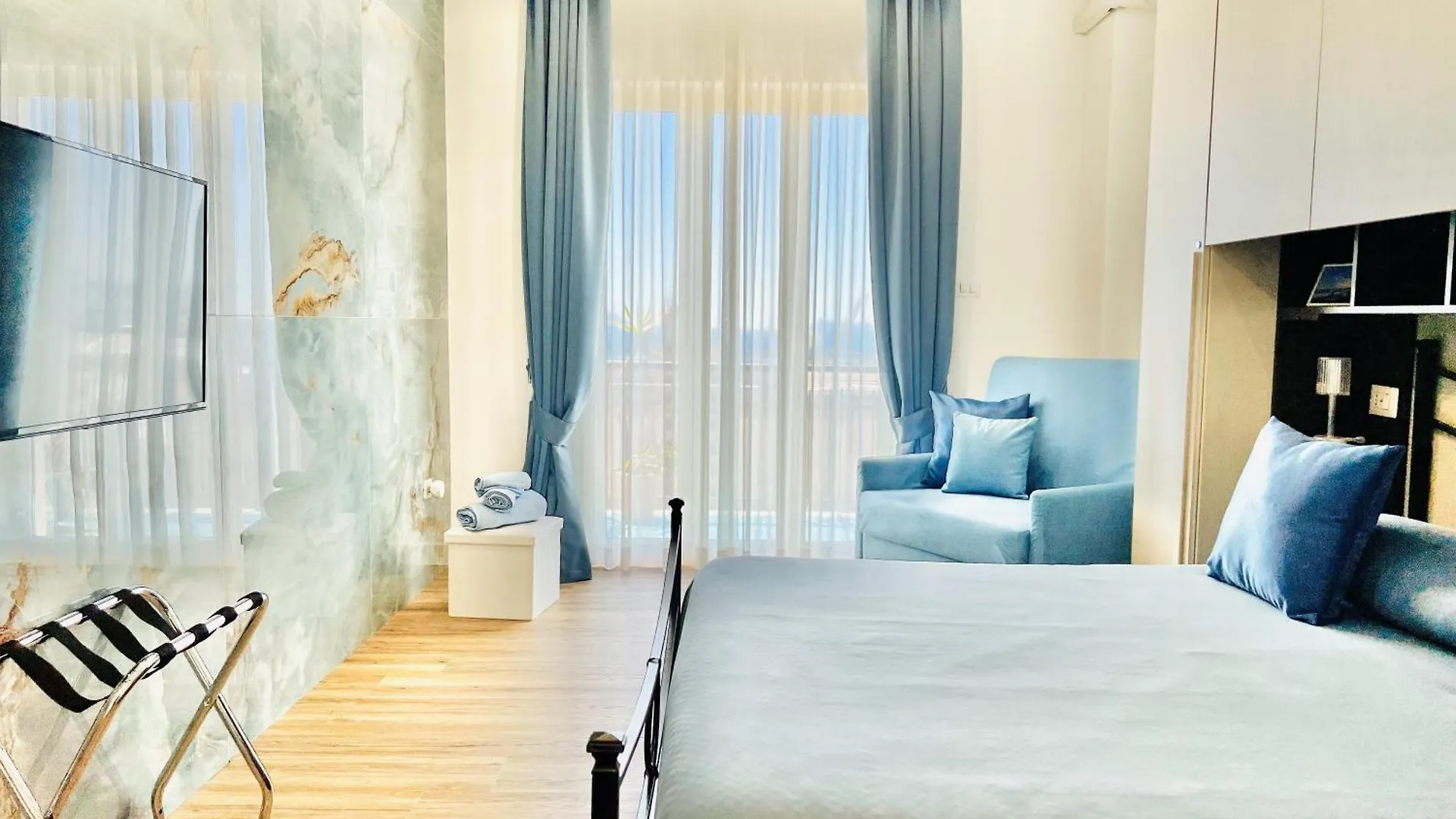 Hotel La Storia E Il Mare Di Napoli Itálie