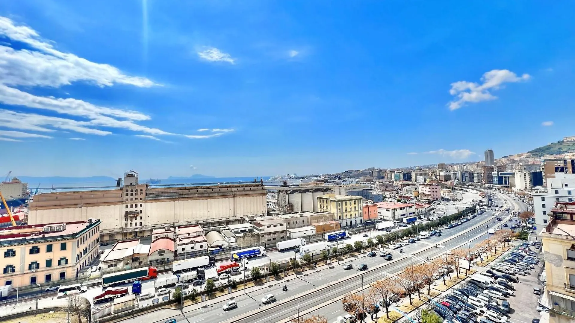 La Storia E Il Mare Di Napoli Hotel